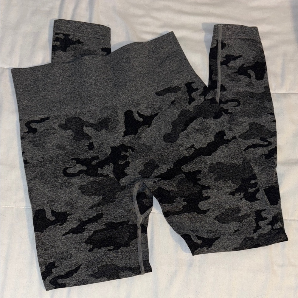 Gray Camouflage Leggings - Medium
